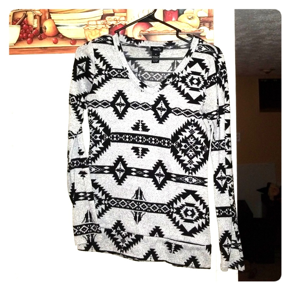 Rue 21 sweater